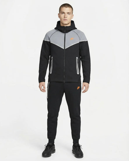 Nike Tech Windrunner Men's Fleece Full-Zip Tracksuit - DripDrip Balkan